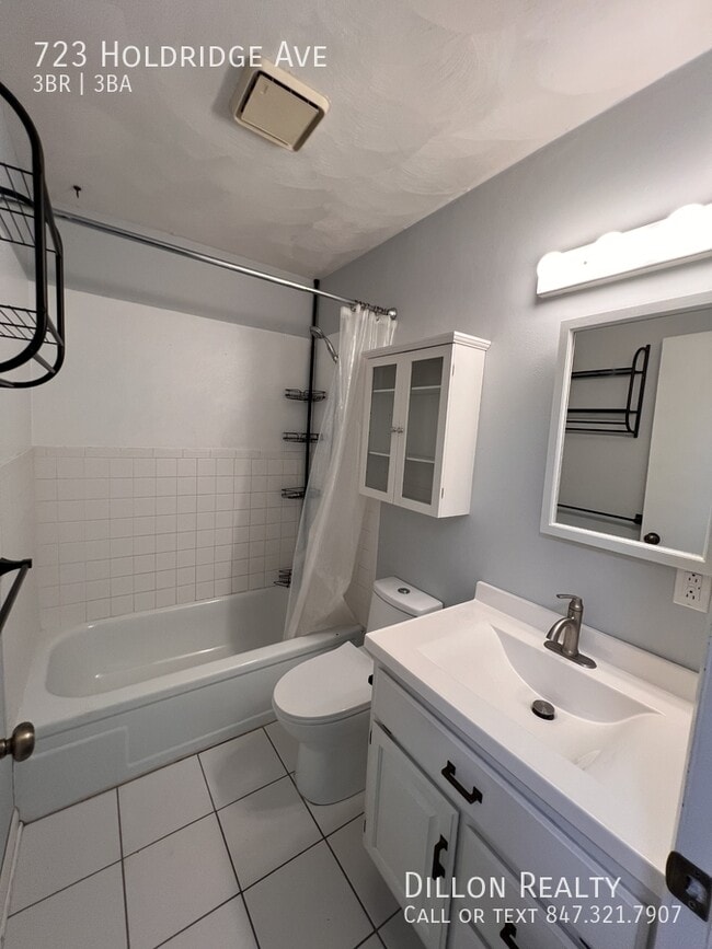 Building Photo - 723 Holdridge Ave