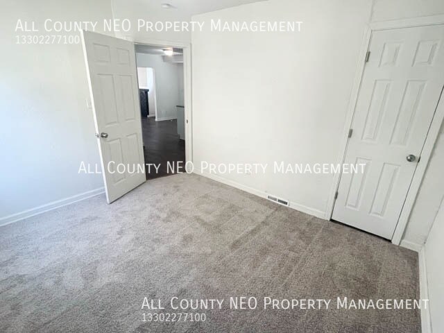 Building Photo - 10510 Prince Ave