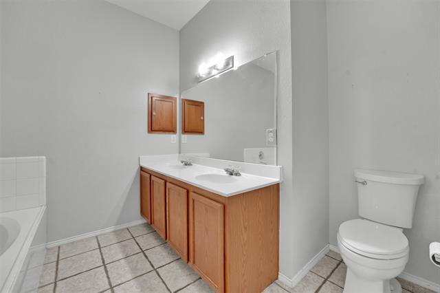 Building Photo - 2936 Prairie Oak Blvd