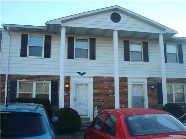 Building Photo - 4307 Maxwell Ave