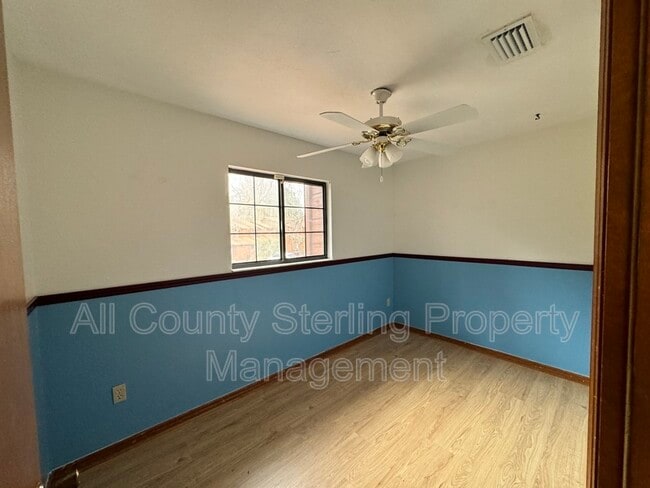 Building Photo - 812 SW 55th Terrace