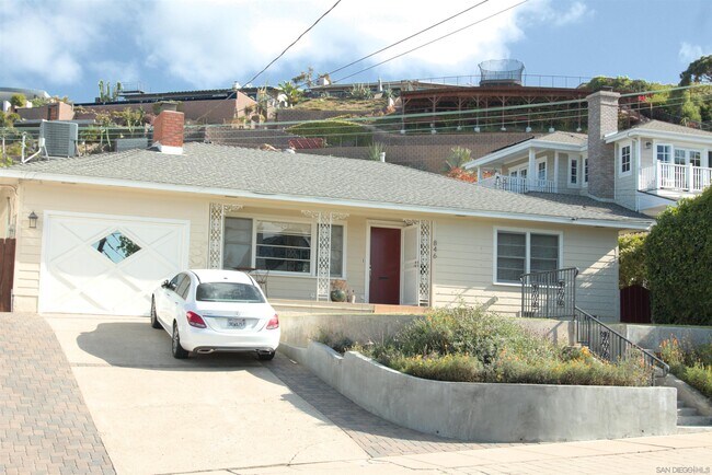 Primary Photo - 846 Forward St