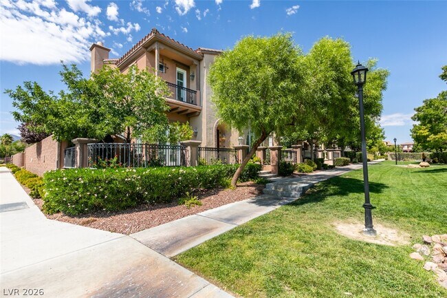 Building Photo - 11370 Merado Peak Dr