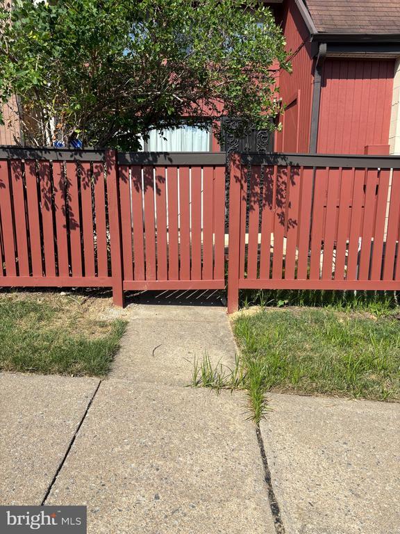 Building Photo - 3978 Woodhue Pl