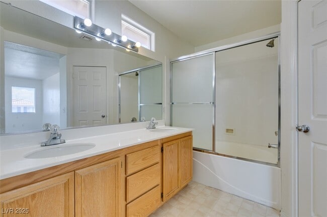 Building Photo - 10901 Napa Ridge Dr