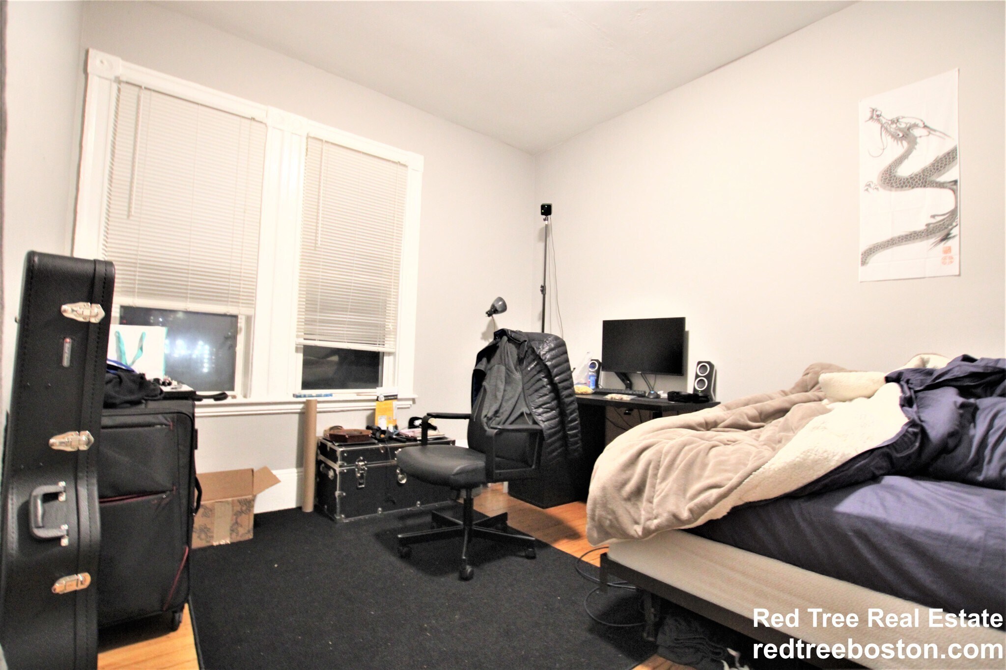 Building Photo - 8 Sunset St