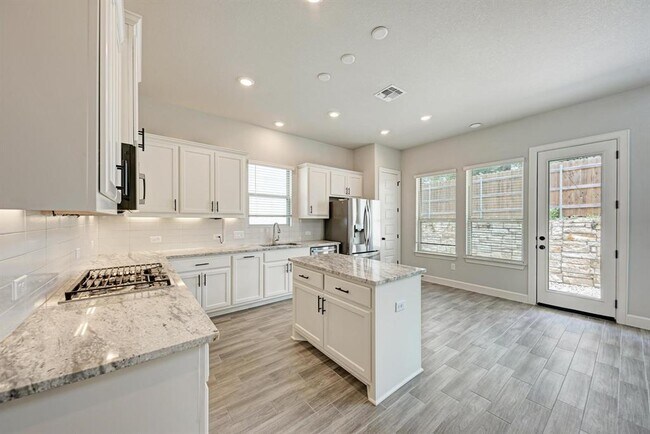 Building Photo - 12811 Stanford Dr