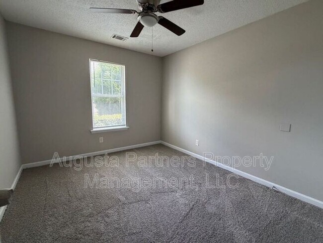 Building Photo - 3626 Pebble Creek Dr