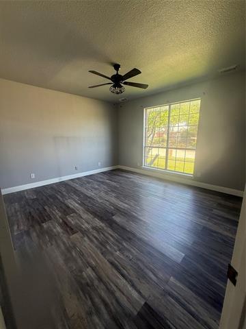 Building Photo - 1506 Waterford Dr
