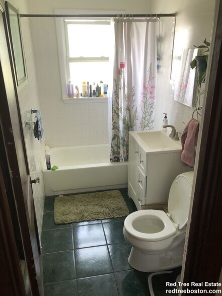 Building Photo - 109 Langley Rd
