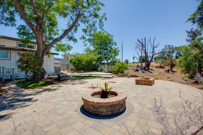 Building Photo - 1162 Pebble Springs Ln