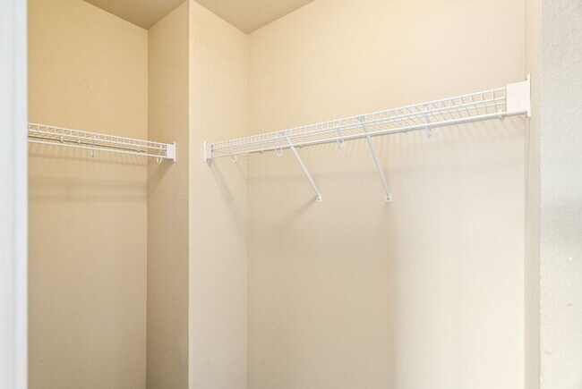 Building Photo - 2735 Encino River