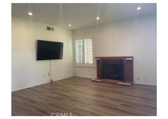 Building Photo - 2231 Lerona Ave