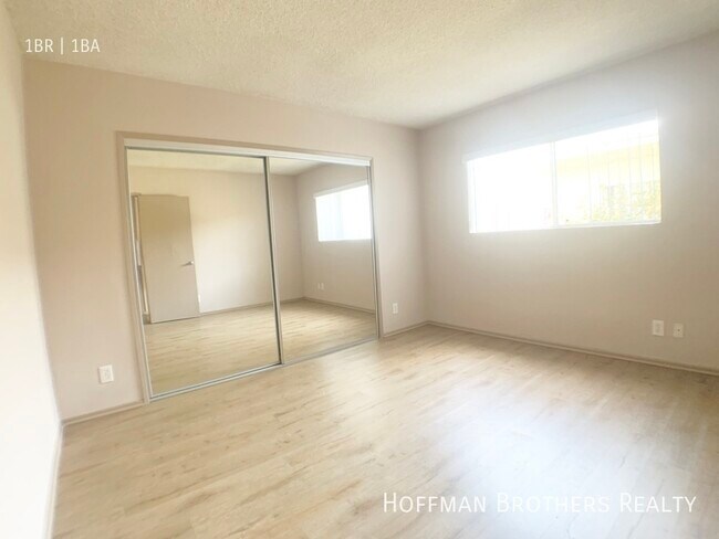 Building Photo - 12620 Caswell Ave