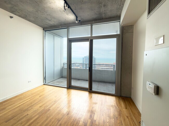 Building Photo - 1720 S Michigan Ave