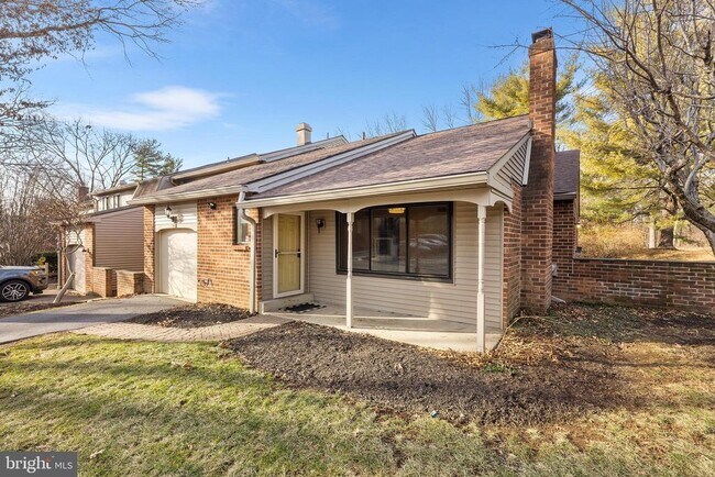 Building Photo - 106 Bernard Ct