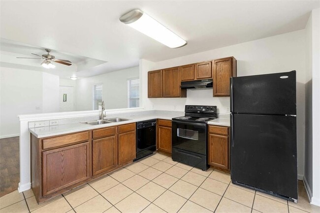 Building Photo - 12524 Sky Harbor Dr