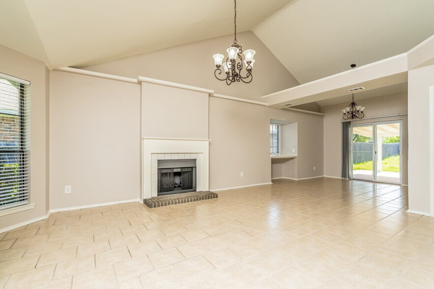 Building Photo - 602 Laurel St