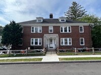Building Photo - 175 Putnam St