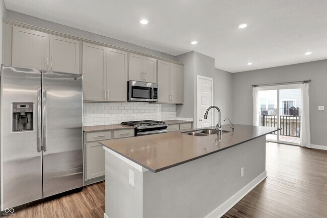 Building Photo - 3517 Buckner Dr