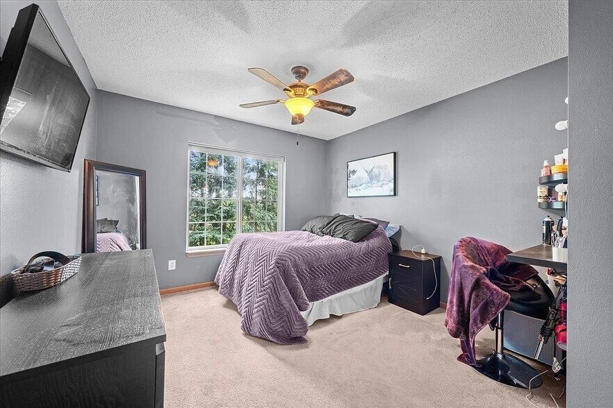 Building Photo - 158 Bridgewater Trl