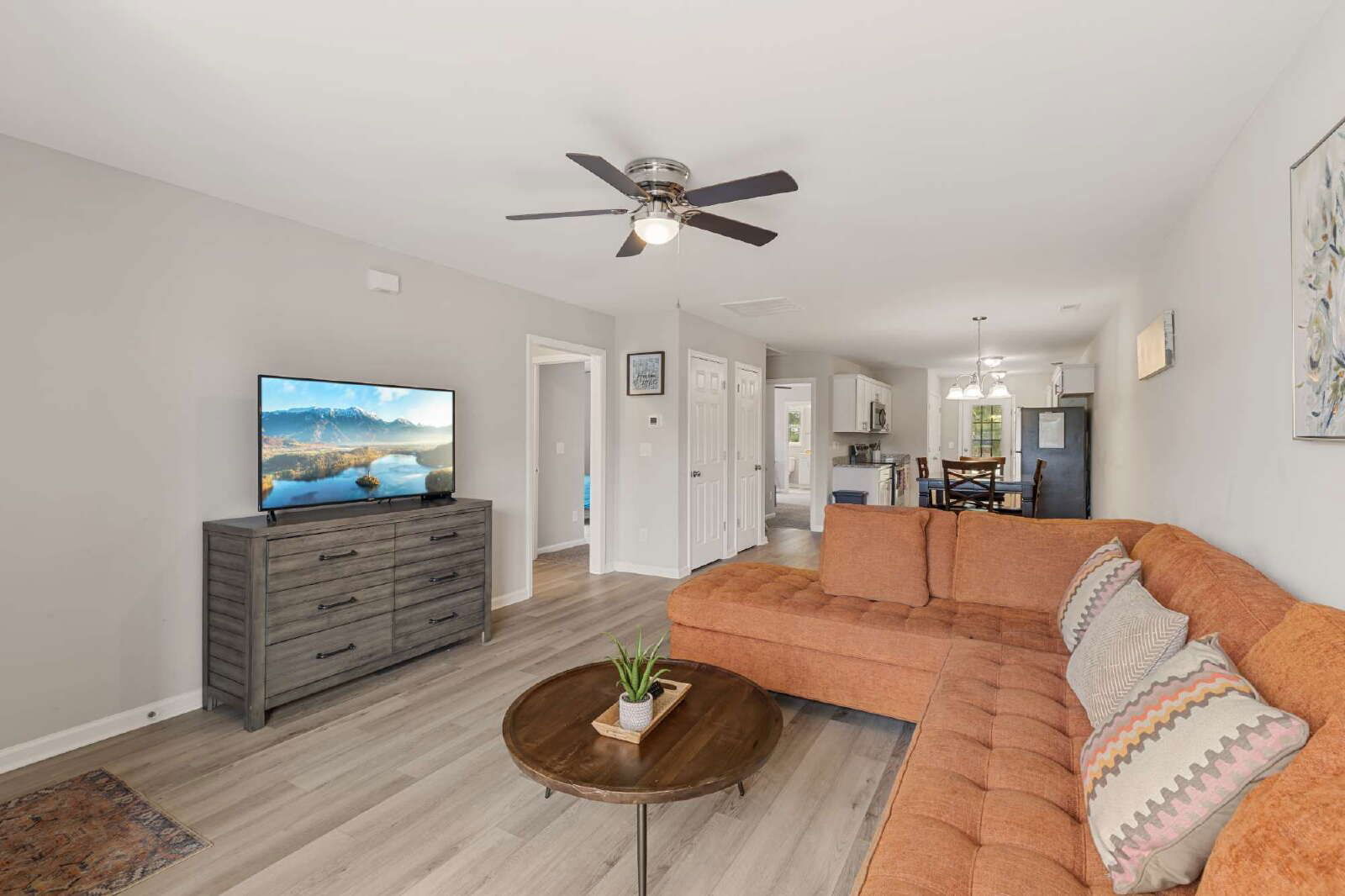 Building Photo - 214 Jeremy Ln