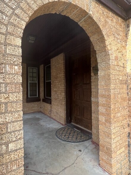 Building Photo - 419 NW 32nd St