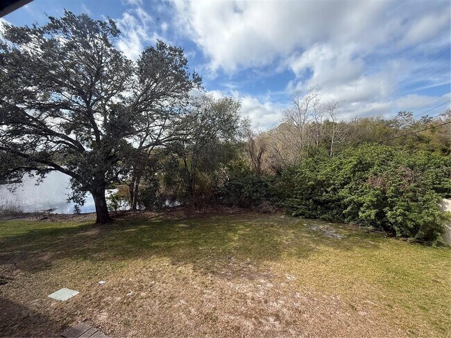 Building Photo - 2201 Fletchers Point Cir