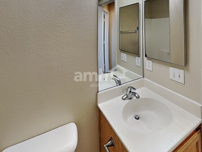 Building Photo - 4750 Chino Peak Ct