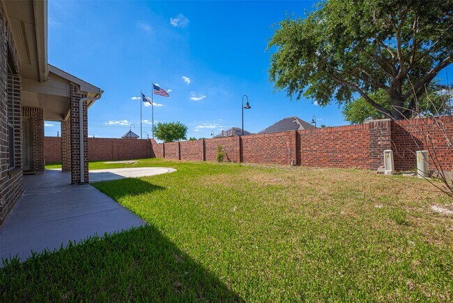 Building Photo - 27414 Wooded Canyon Dr