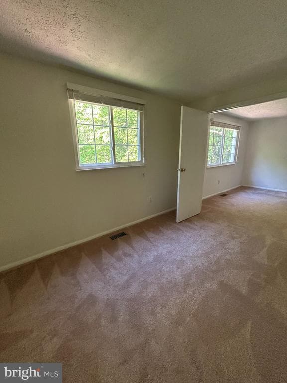 Building Photo - 16542 Sioux Ln