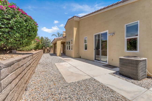Building Photo - 81636 Rancho Santana Dr