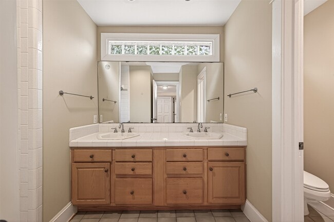 Building Photo - 1807 Crocker St