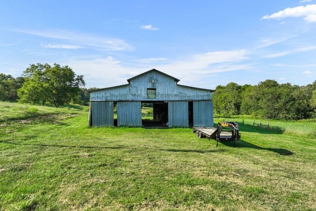 Building Photo - 4861 Bethesda Rd