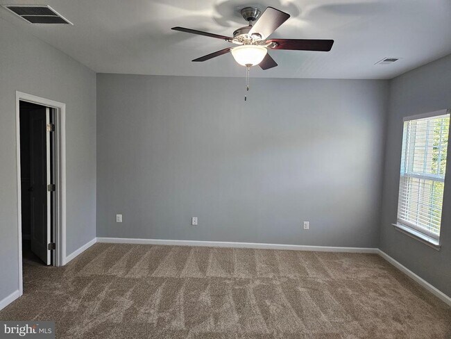 Building Photo - 922 Magnolia Blossom Ct