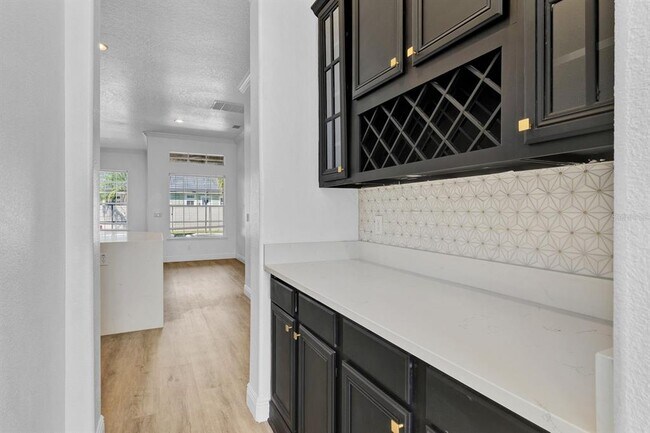 Building Photo - 1658 Swallowtail Ln