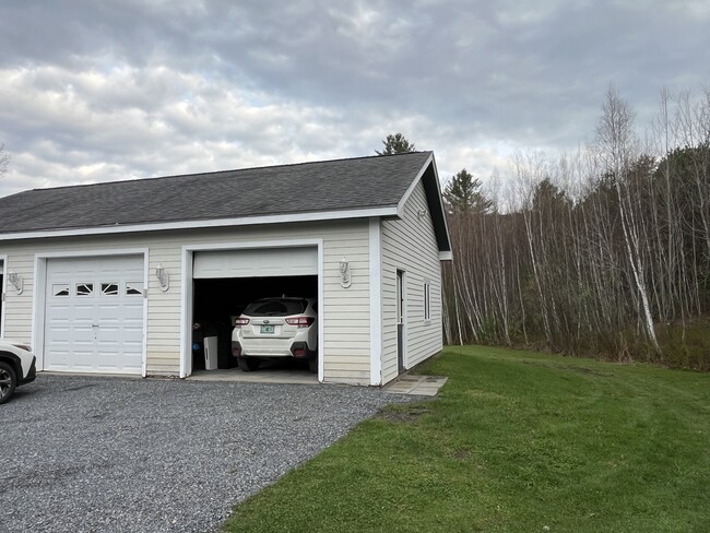 Building Photo - 111 Irish Settlement Rd