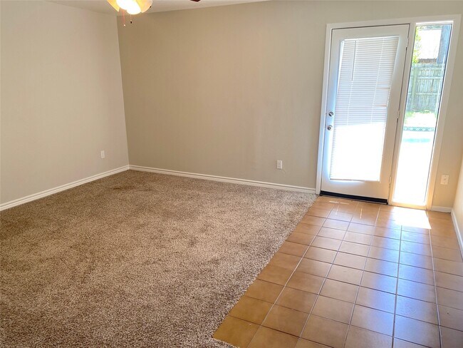 Building Photo - 2414 Woven Wood Ln