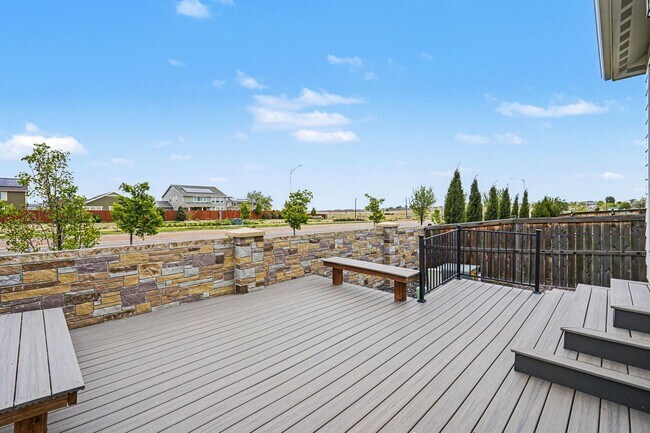 Building Photo - 3 Bed 2 Bath Ranch Home with Den and Large Unfinished Basement