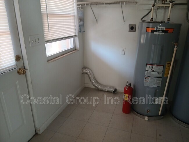 Building Photo - 3619 Orange St