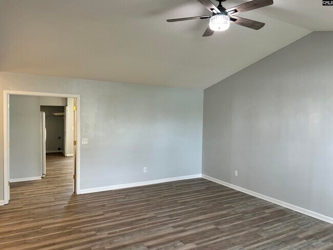 Building Photo - 415 Dahoon Dr
