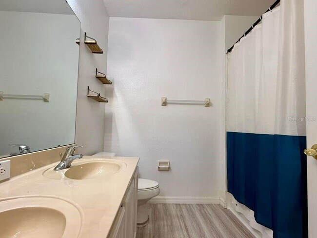 Building Photo - 14488 Whittridge Dr