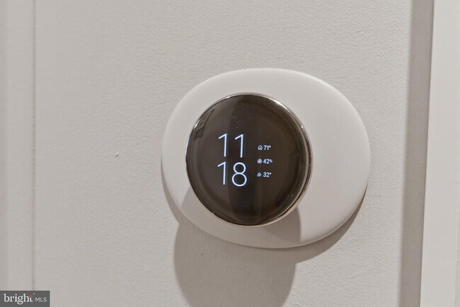 Building Photo - 1529 14th St NW