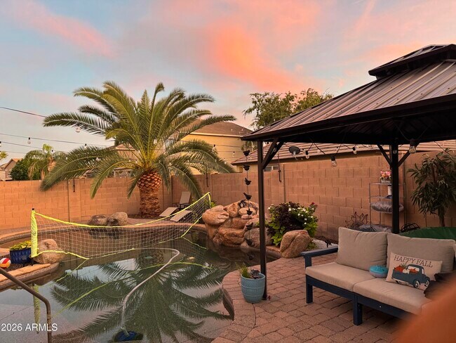 Building Photo - 17239 W Ironwood St