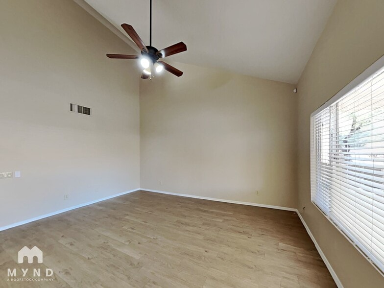 Building Photo - 8161 N Midnight Way