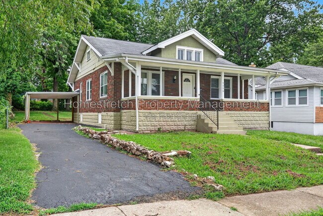 Building Photo - 9006 Baroda Ave