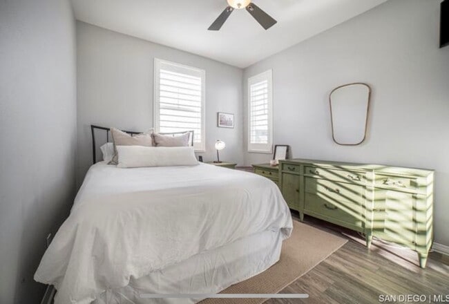 Building Photo - Available Now! Beautifully updated 3-story...