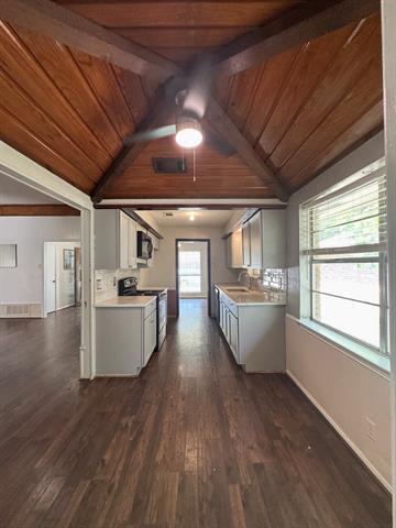 Building Photo - 1121 Goldenrod Dr