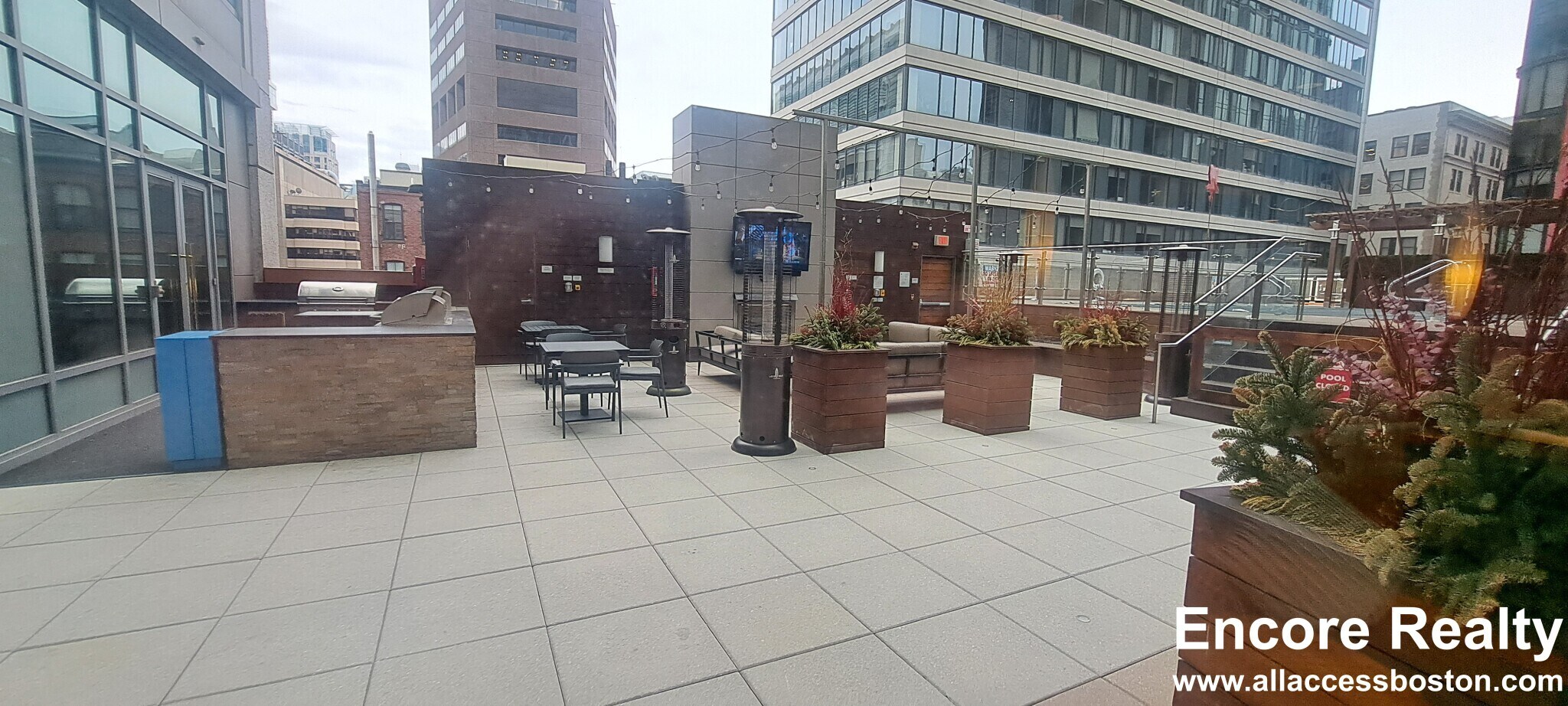 Building Photo - 665 Washington St