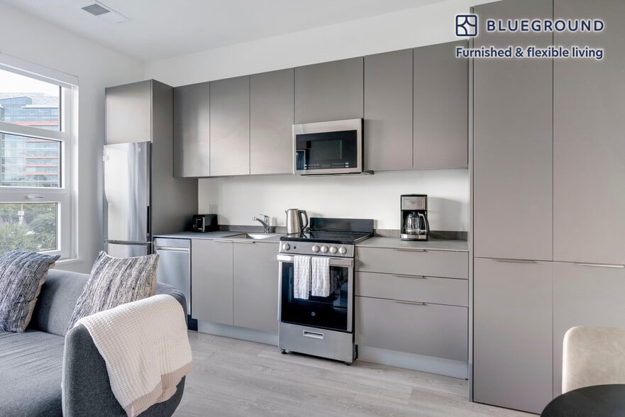 Building Photo - 1324 North Capitol St NW